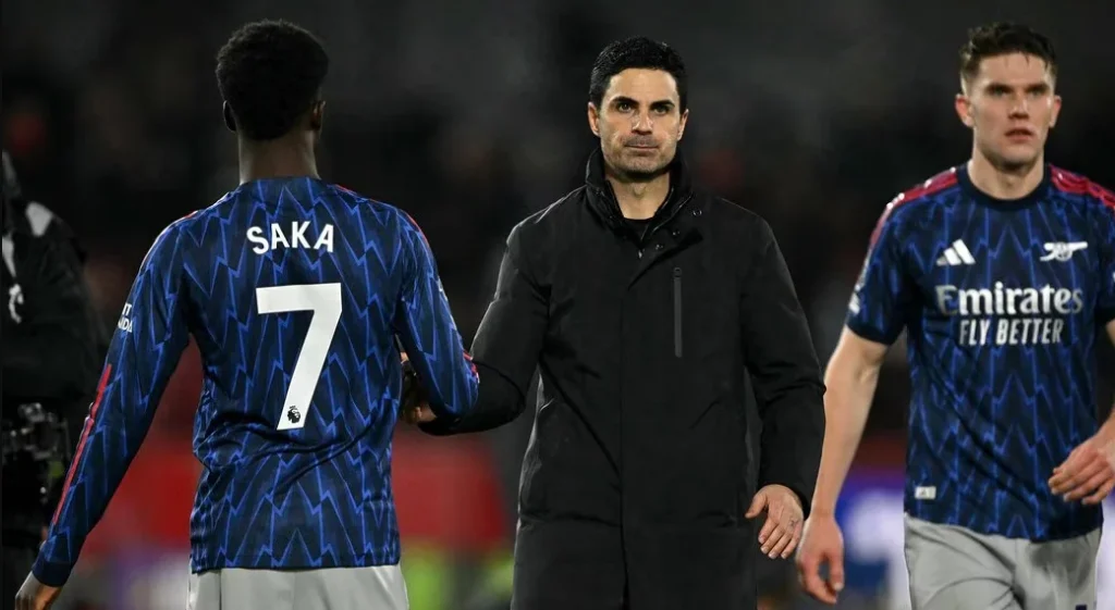 Drama Sundulan Lewis-Potter Buyarkan Kemenangan Arsenal, Jarak Poin Manchester City Kini Semakin Menipis