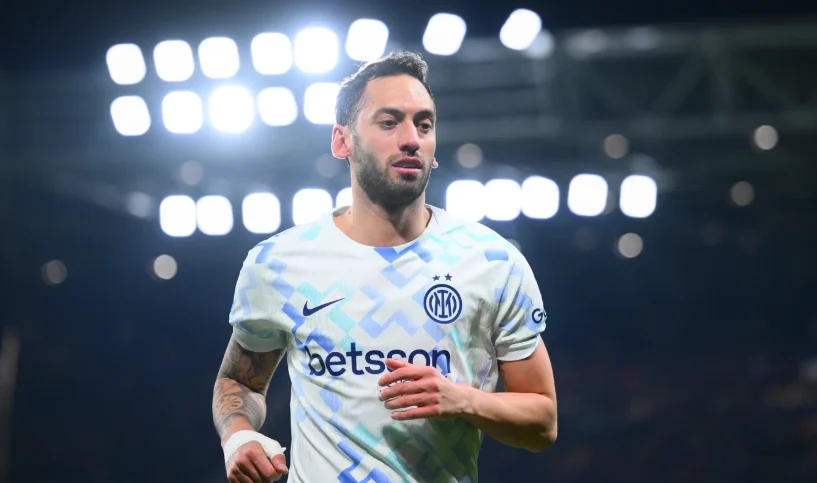 Inter Milan Ompong di Norwegia, Hakan Calhanoglu dan Davide Frattesi Terpaksa Menepi