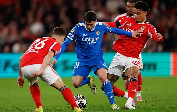 Drama ‘Bisik-Bisik Tetangga’ di Liga Champions, Prestianni Bantah Sebut Vini Monyet