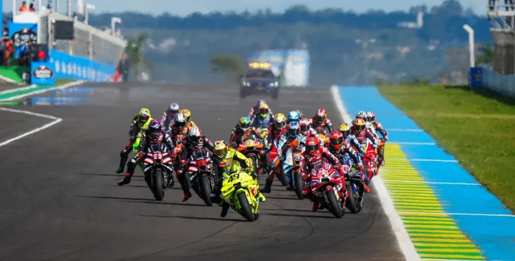 Ducati Muak Lihat VR46 Racing Team vs Gresini Racing Cakar-Cakaran