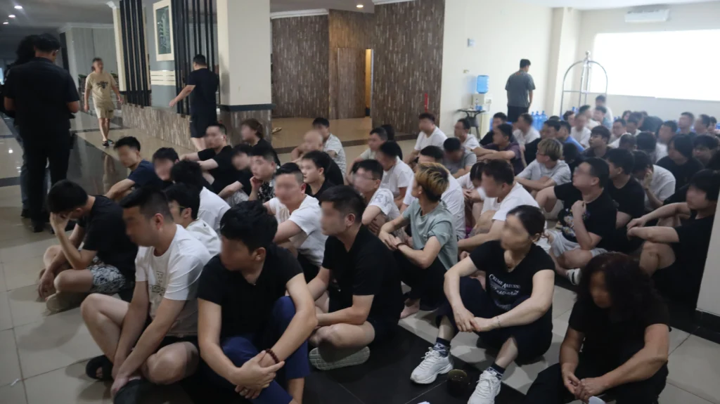 Penipuan Investasi Daring