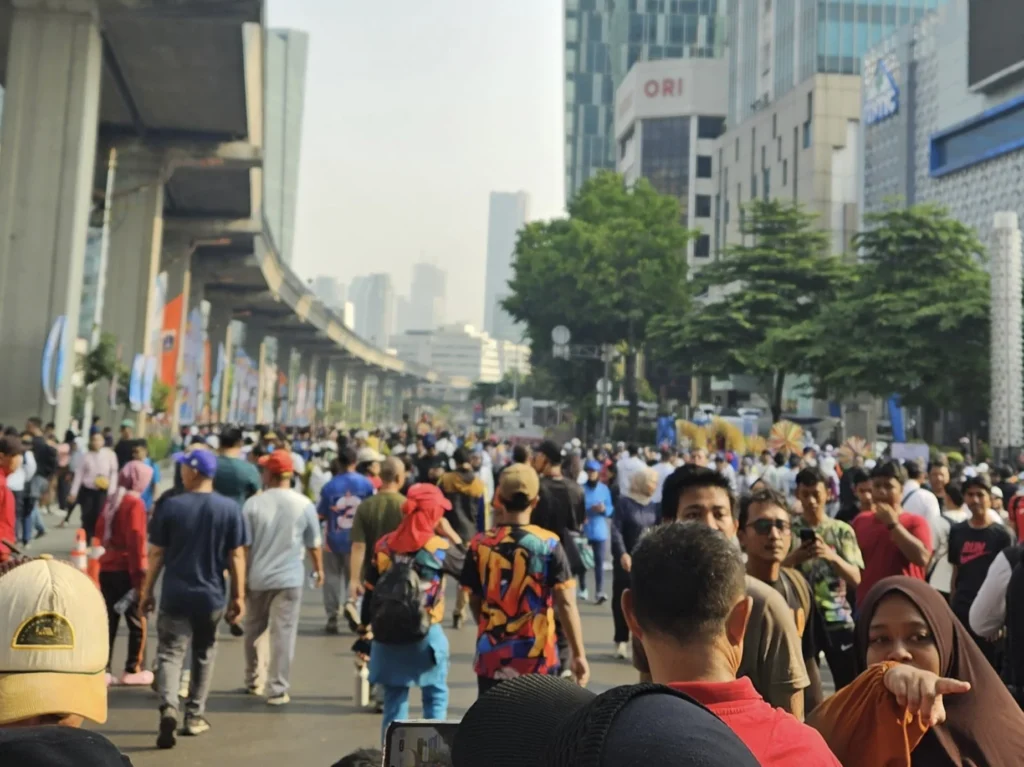 CFD Rasuna Said Dihentikan Sementara, Parkir Liar hingga Kemacetan Jadi Sorotan CFD Rasuna Said dihentikan sementara