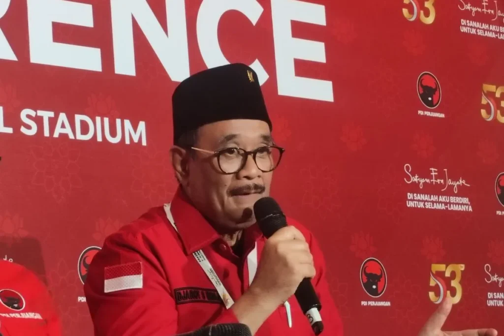 Djarot: Silakan Jokowi Keliling Indonesia, Tunjukkan Saja Ijazahnya Ijazah Jokowi