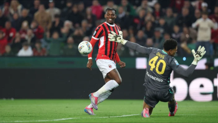 Rafael Leao Berada di Pintu Keluar AC Milan, Tak Lagi Masuk Rencana Masa Depan Rossoneri
