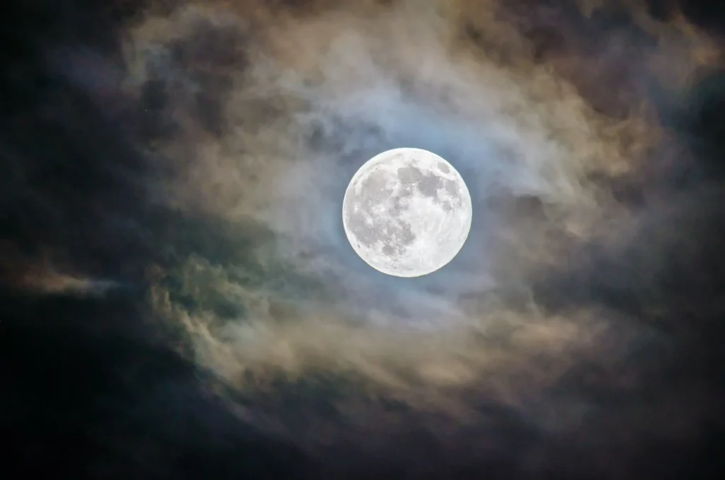 Fenomena Purnama Flower Moon Akan Hiasi Langit Mei 2026 purnama flower Moon