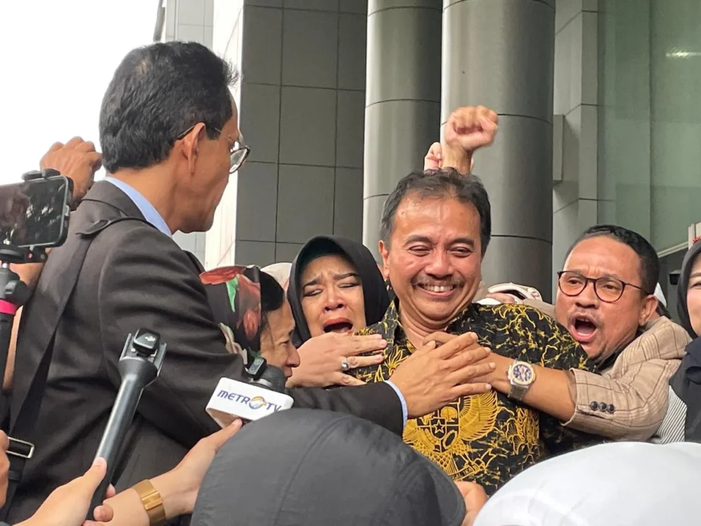 Roy Suryo dan Dokter Tifa