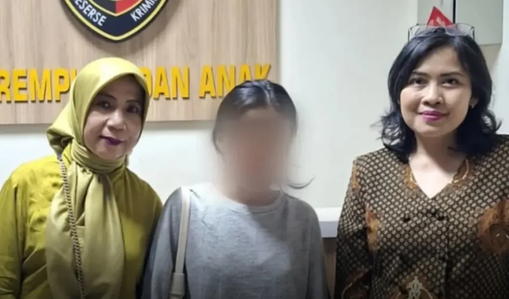 Gadis di Bekasi Dirudapaksa Ayah dan Paman, Respon Sang Ibu Tuai Sorotan Gadis di Bekasi Dirudapaksa