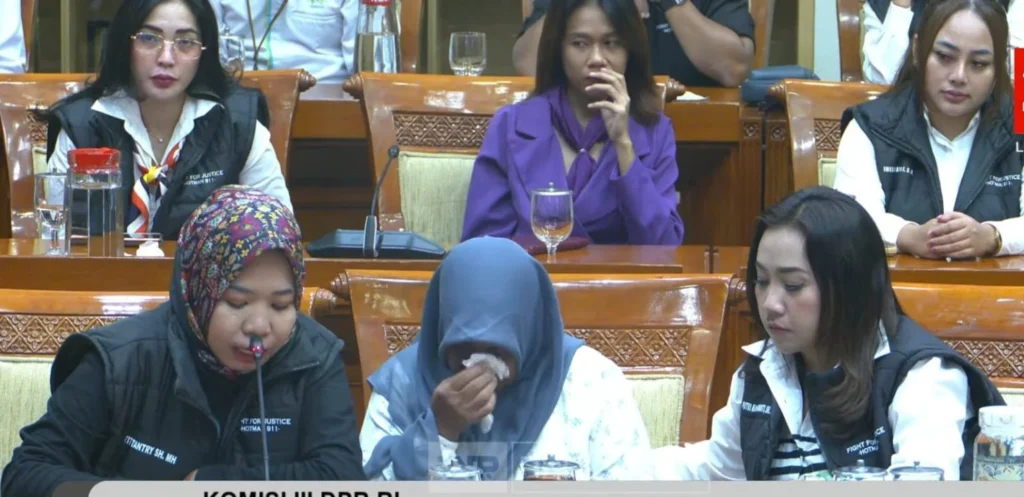 Tangis Ibu Santri yang Tewas Dibakar Menggema di DPR, Titip Harapan Keadilan ke Presiden Kasus pembakaran santri Lombok Tengah