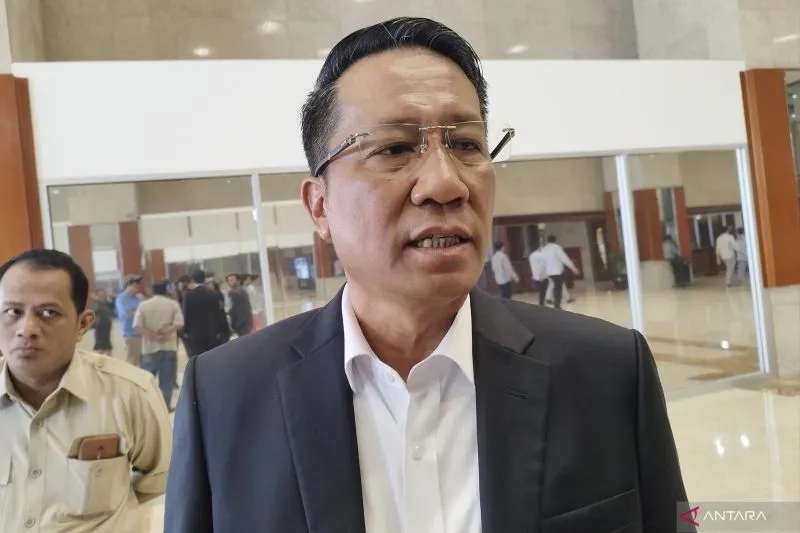 Tarif Pelepasan Kewarganegaraan Jadi Rp5 Juta, Menkum: Ngga Ngaruh! Pemohonnya Hanya 300 Tarif pelepasan kewarganegaraan Indonesia