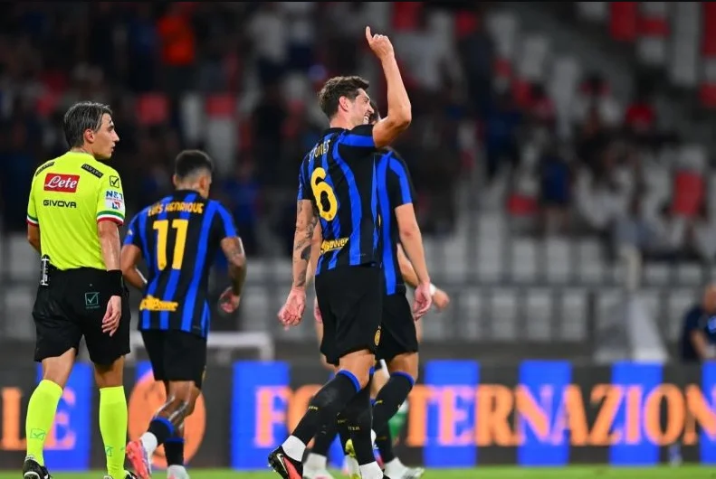 Inter Milan Tumbangkan Real Betis Berkat Gol Perdana Bek Anyar John Stones