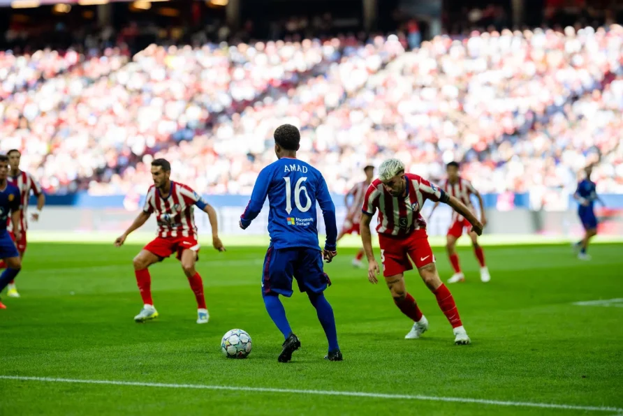 Manchester United vs Atletico Madrid 2-1: Bryan Mbeumo Cetak Brace