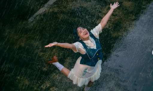 Sentuhan Musik Idgitaf Jadi Nyawa Karakter Kaluna di Home Sweet Loan The Musical