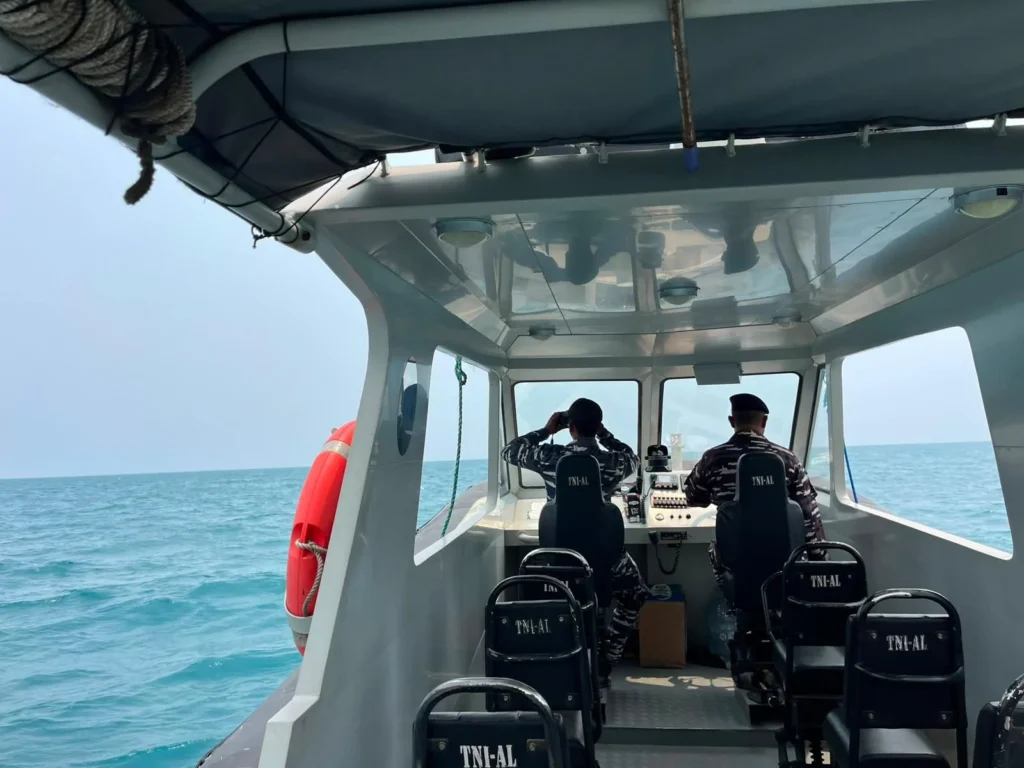 Tim SAR Perluas Pencarian Lima Jurnalis Hilang di Selat Sunda Hingga Empat Sektor pencarian jurnalis hilang di Selat Sunda