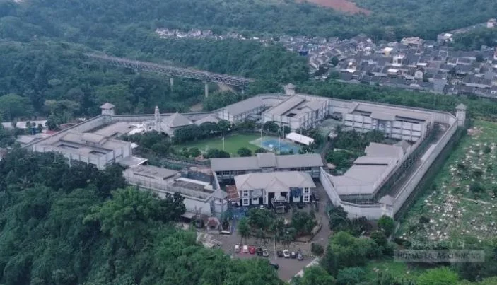 CCTV Tak Menjangkau Area Rumah Dinas Lapas Cibinong, DPR Turun Cek Lapas Cibinong