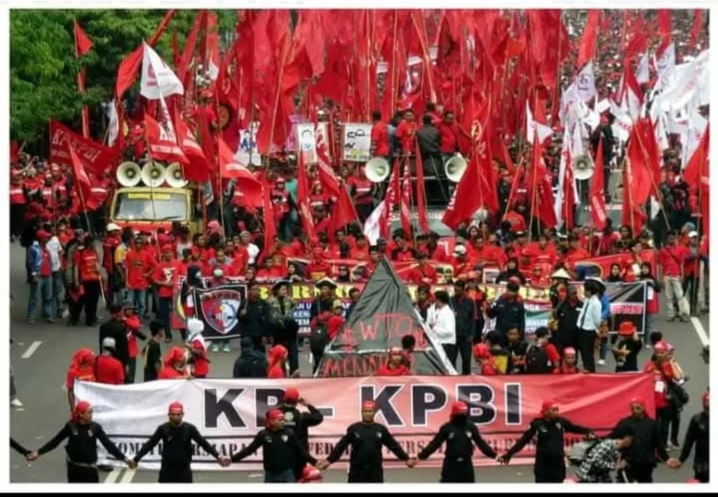 50 Ribu Buruh Demo Serentak di 30 Daerah, Kawal RUU Ketenagakerjaan demo buruh 30 daerah