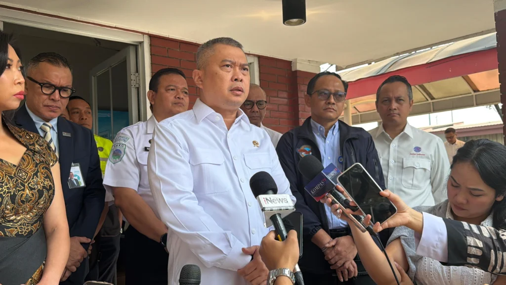 Dampak Abu Anak Krakatau: 7 Bandara Ditutup, Enam Alternatif Disiapkan
