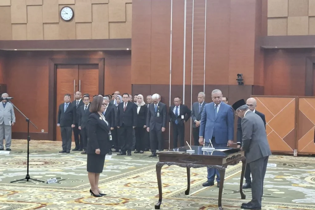 Suahasil lantik pejabat Kemenkeu