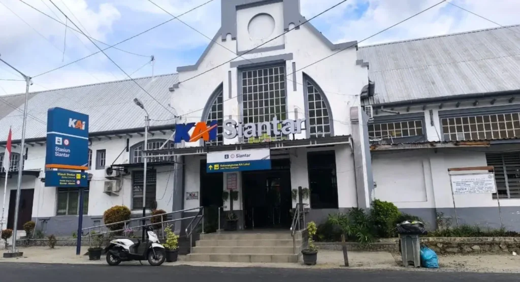 Dari Nagreg hingga Siantar, Ini 10 Stasiun dengan Elevasi Tertinggi